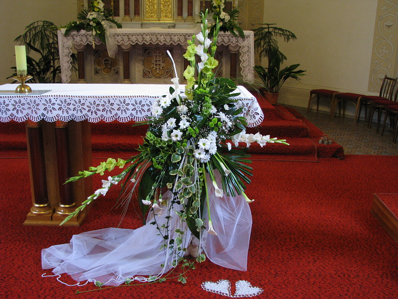 svatba 2009 mečíky - chryzantémy