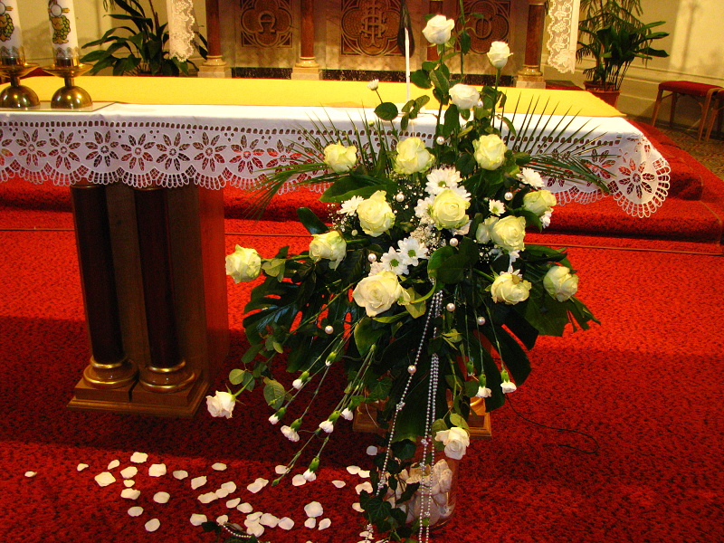 svatba 2012 růže - chryzantémy